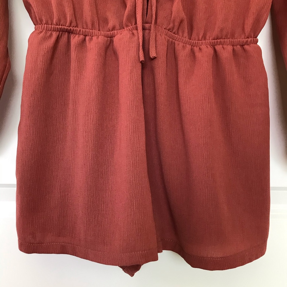 NWT Forever 21 Lace Up Long Sleeve Romper - Picture 6 of 11